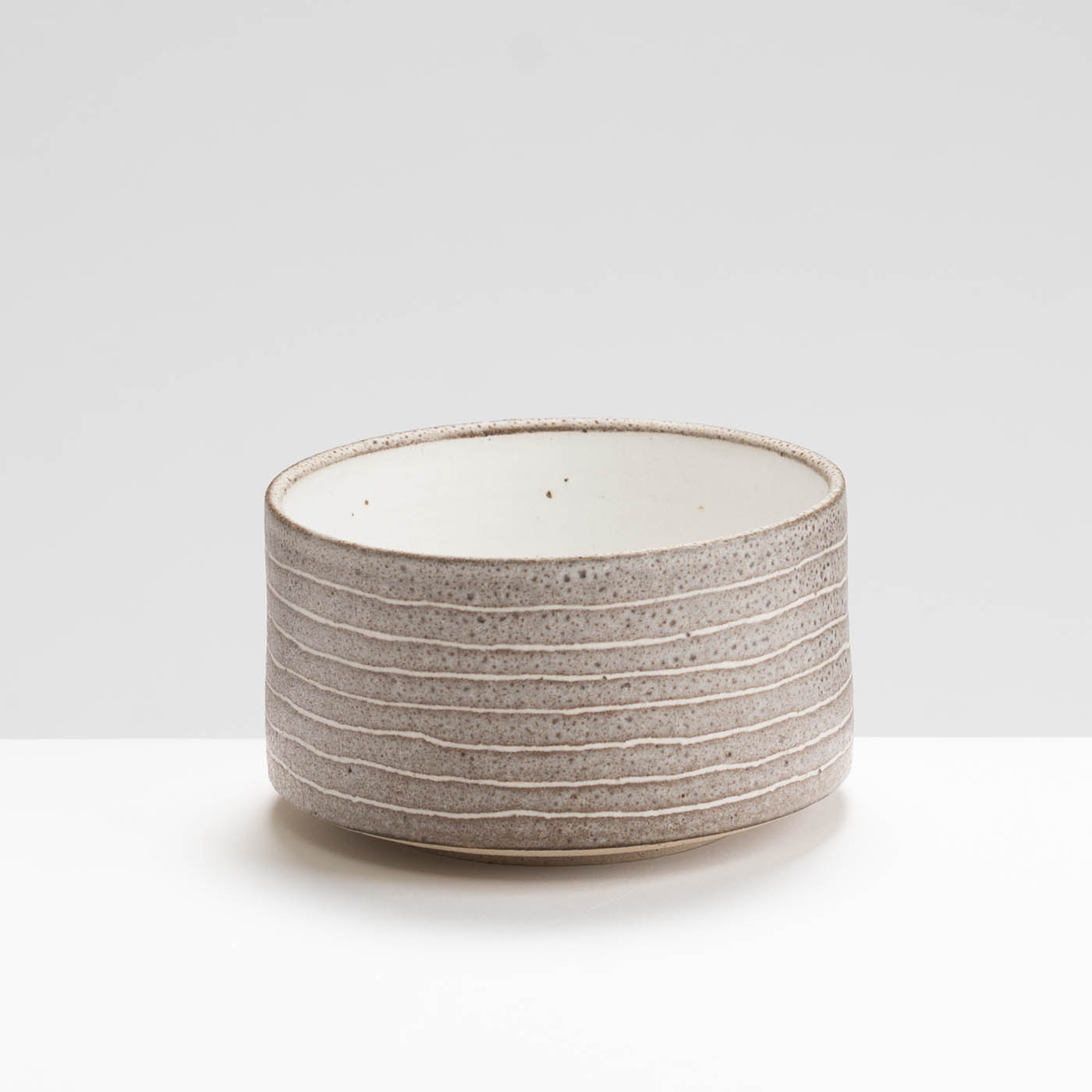 AP575Y67 Brown Stripy Small Straight Sided Bowl