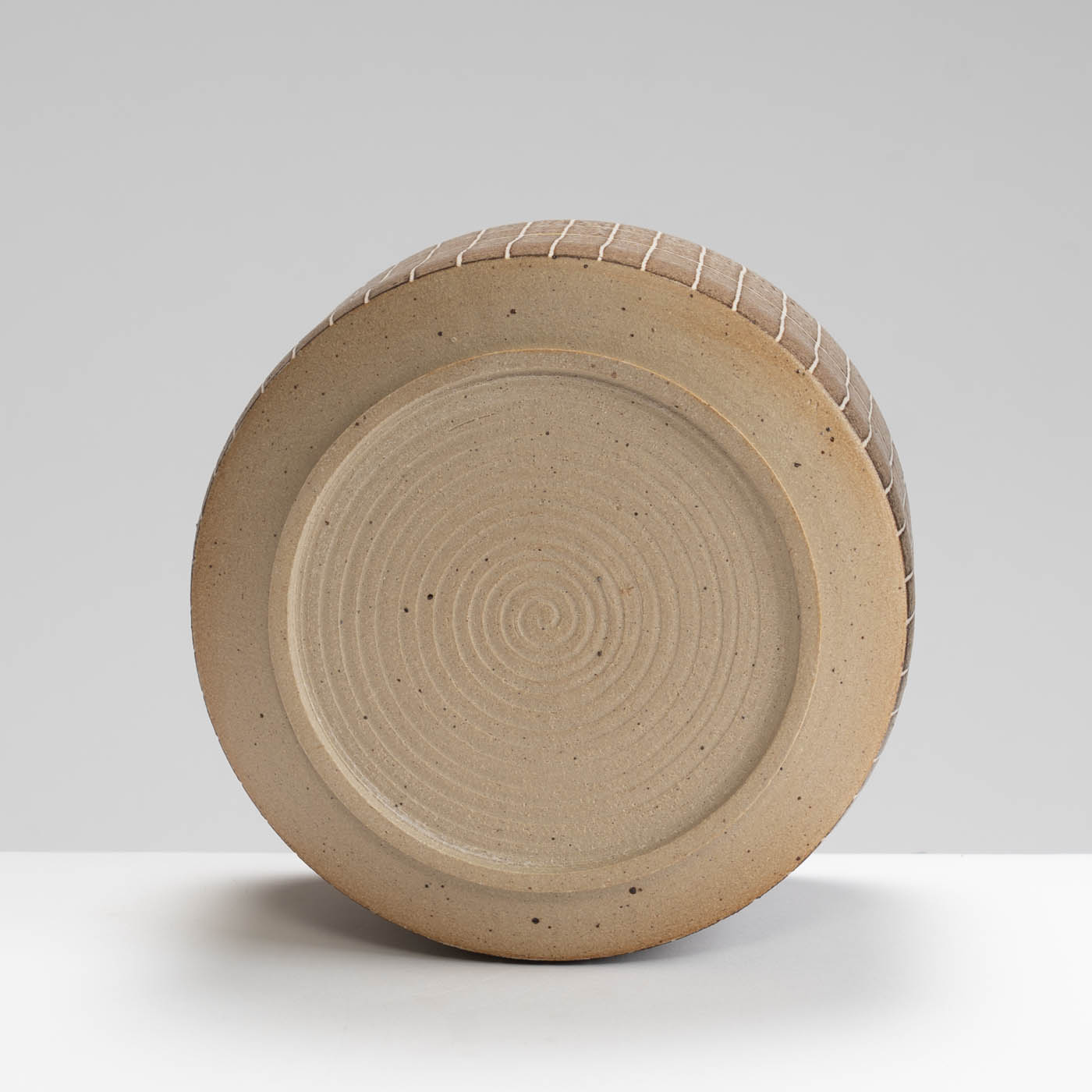 AP575Y65 Brown Stripy Large Straight Sided Bowl