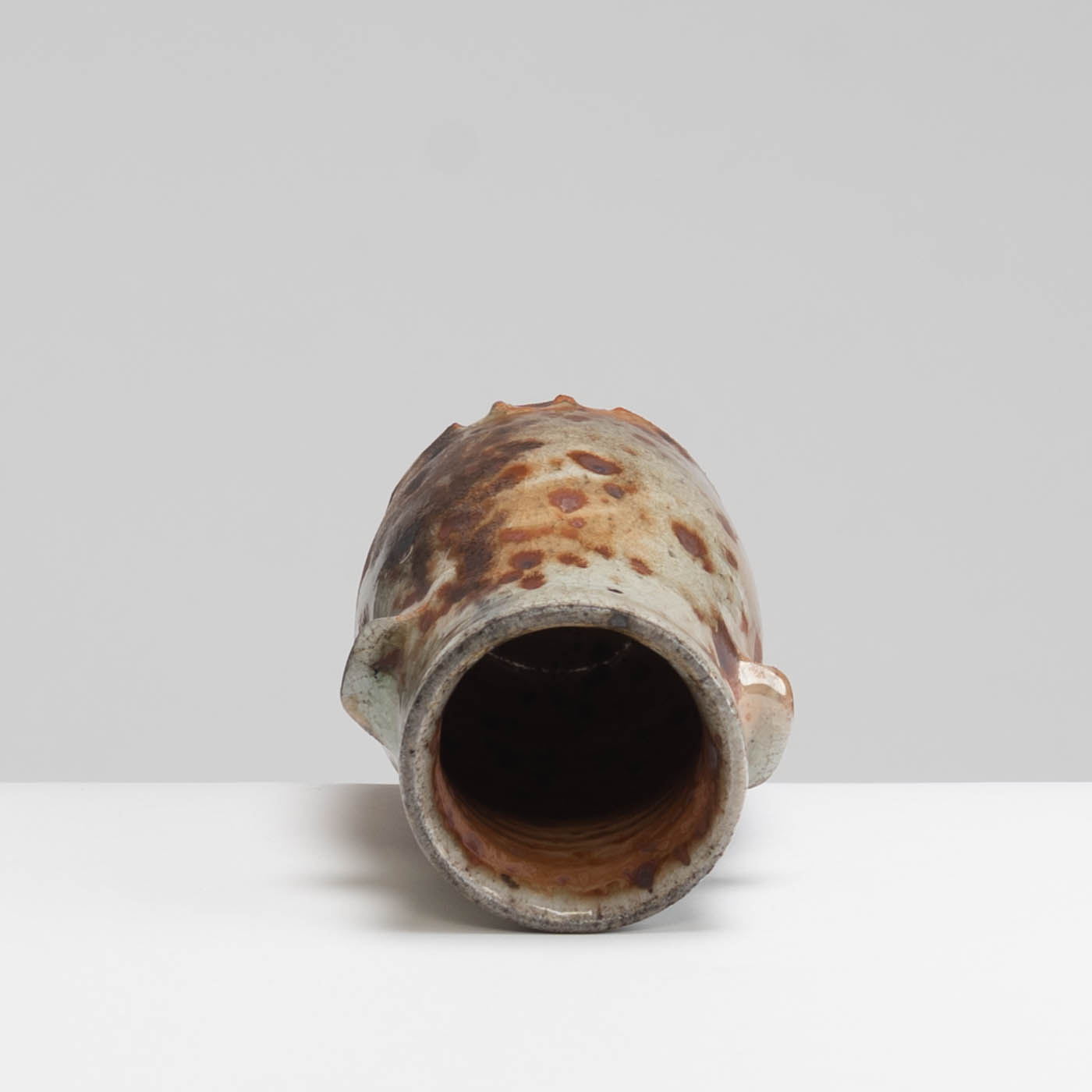 RH429Y207 Small Vase with Lugs