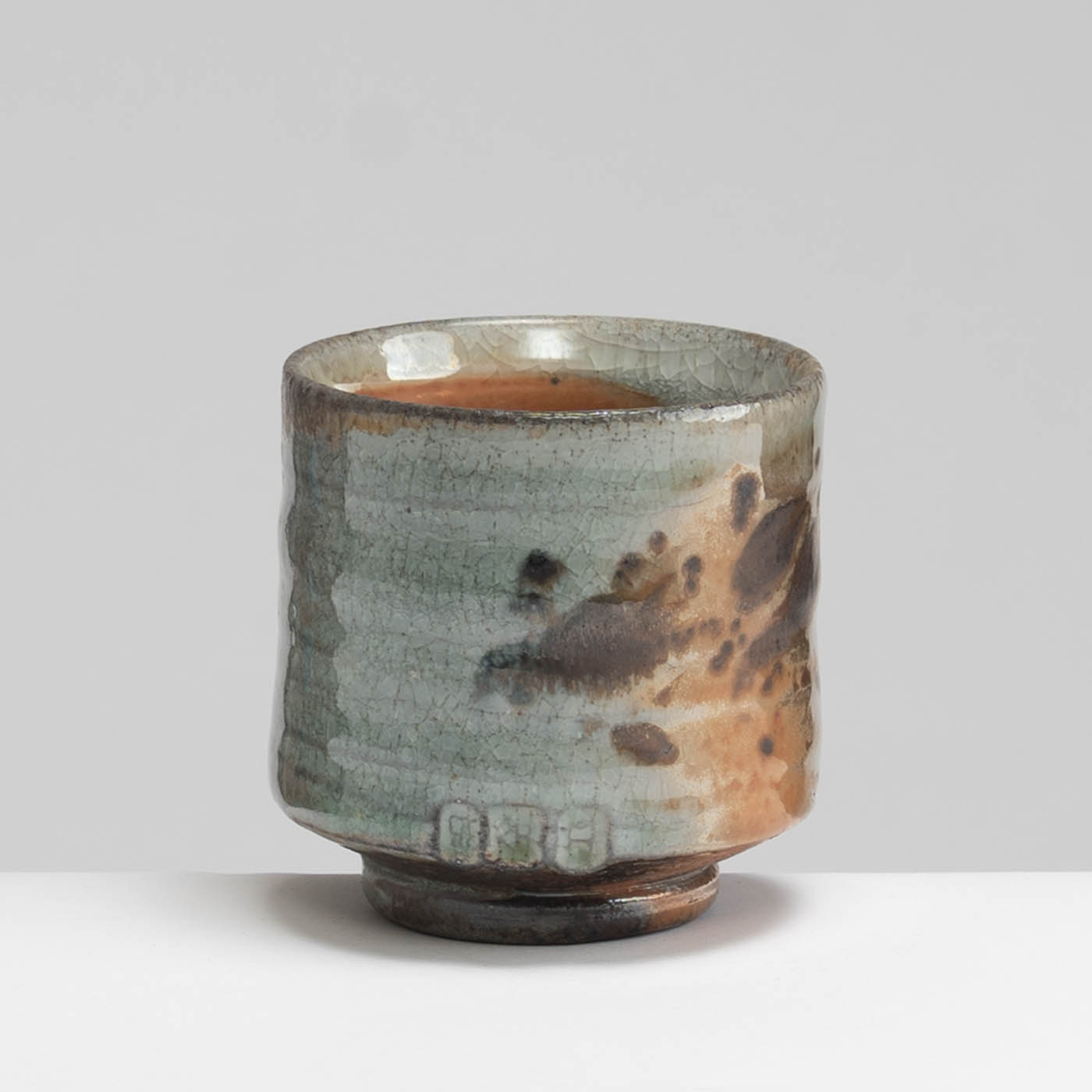 RH429Y209 Yunomi with Wooden Box