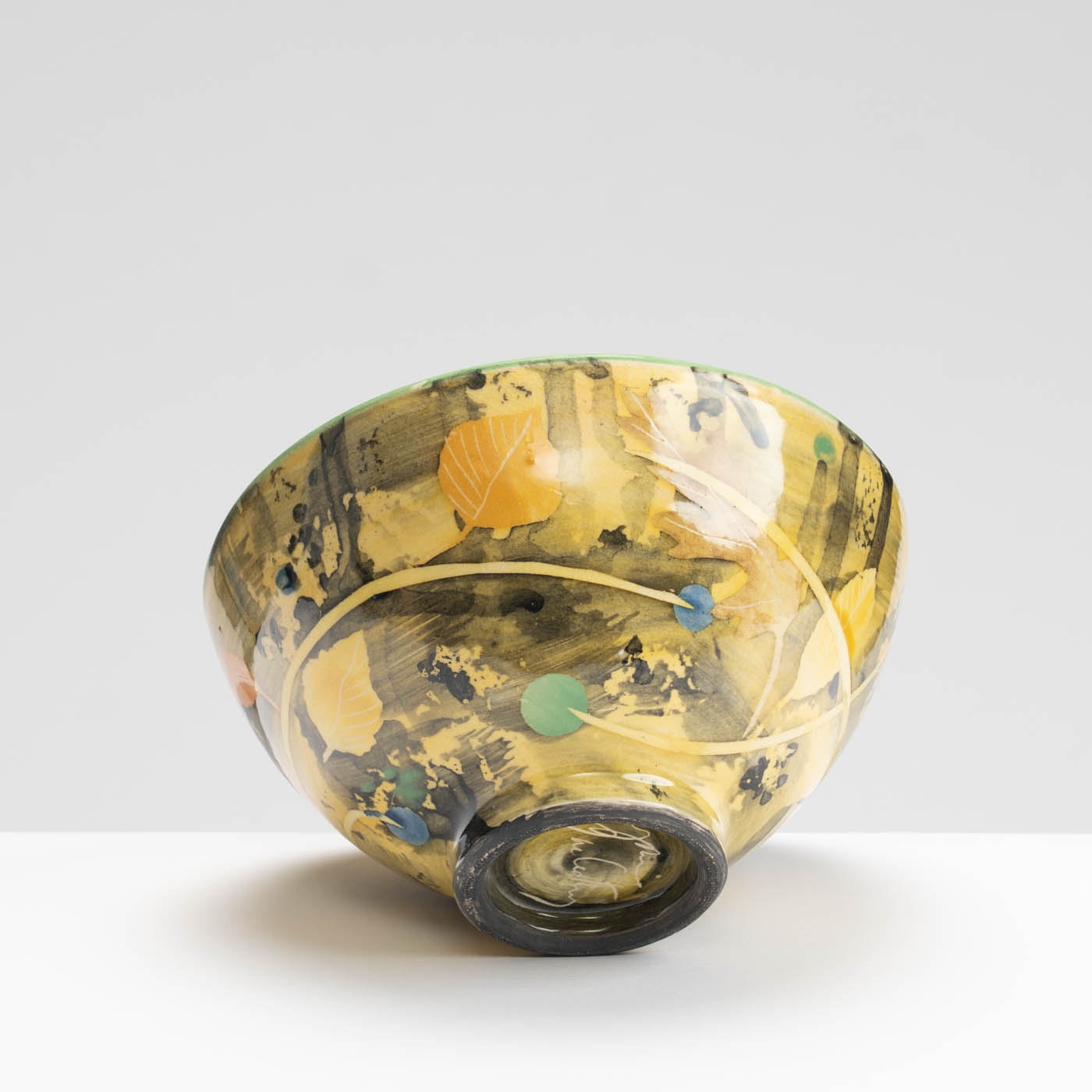 SM242Y1039 Medium Bowl - Leaves interior, yellow and black