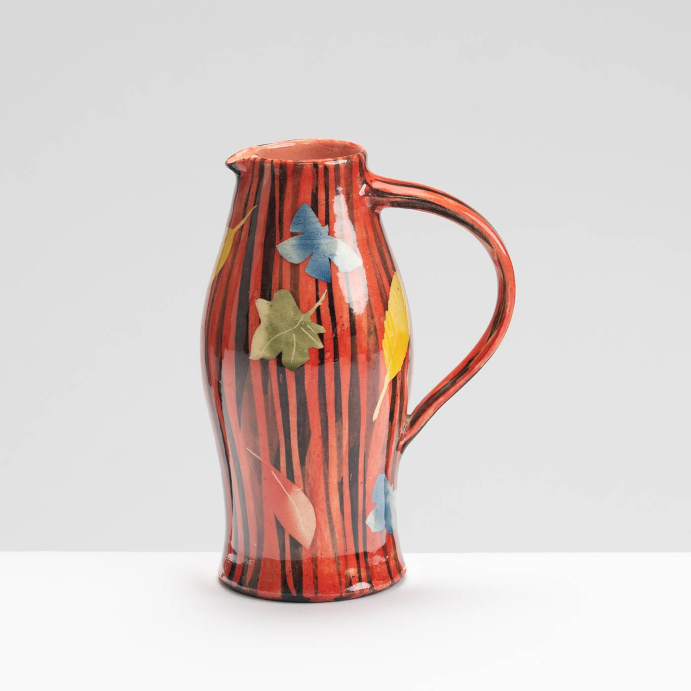 SM242Y1028 Small Curved Jug - Red stripes, leaves and butterflies