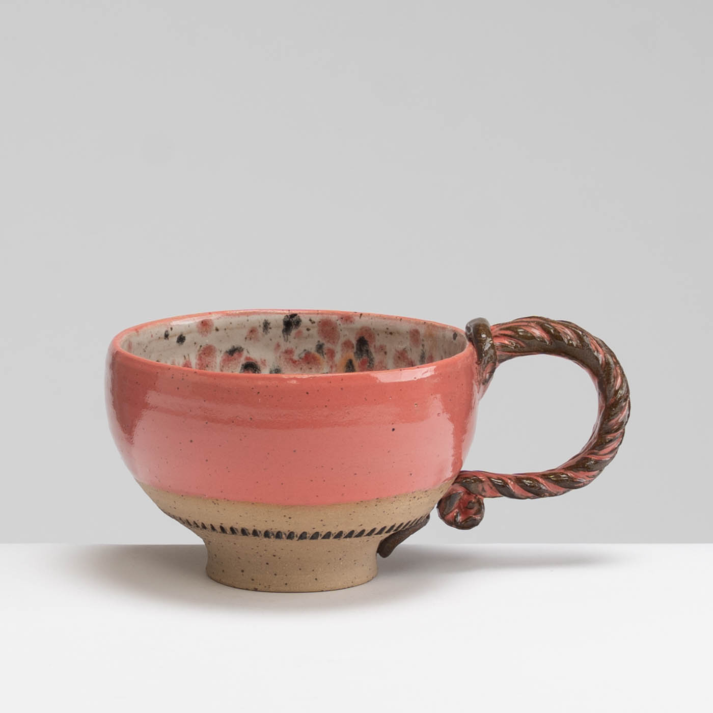 LMS469Y97 Coral Pink with Watermelon Interior Mug