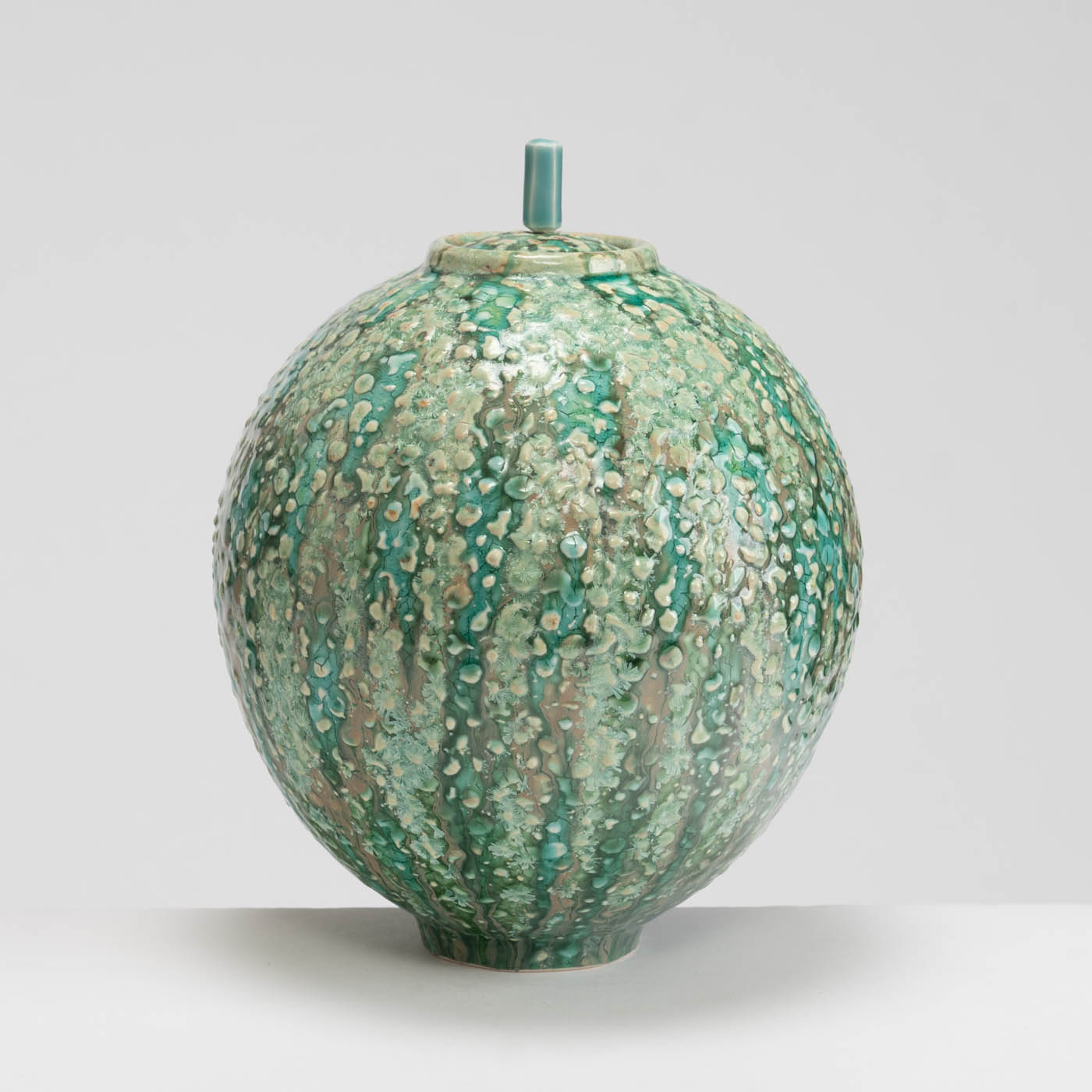 PB161X727 Green Textured Lidded Vessel