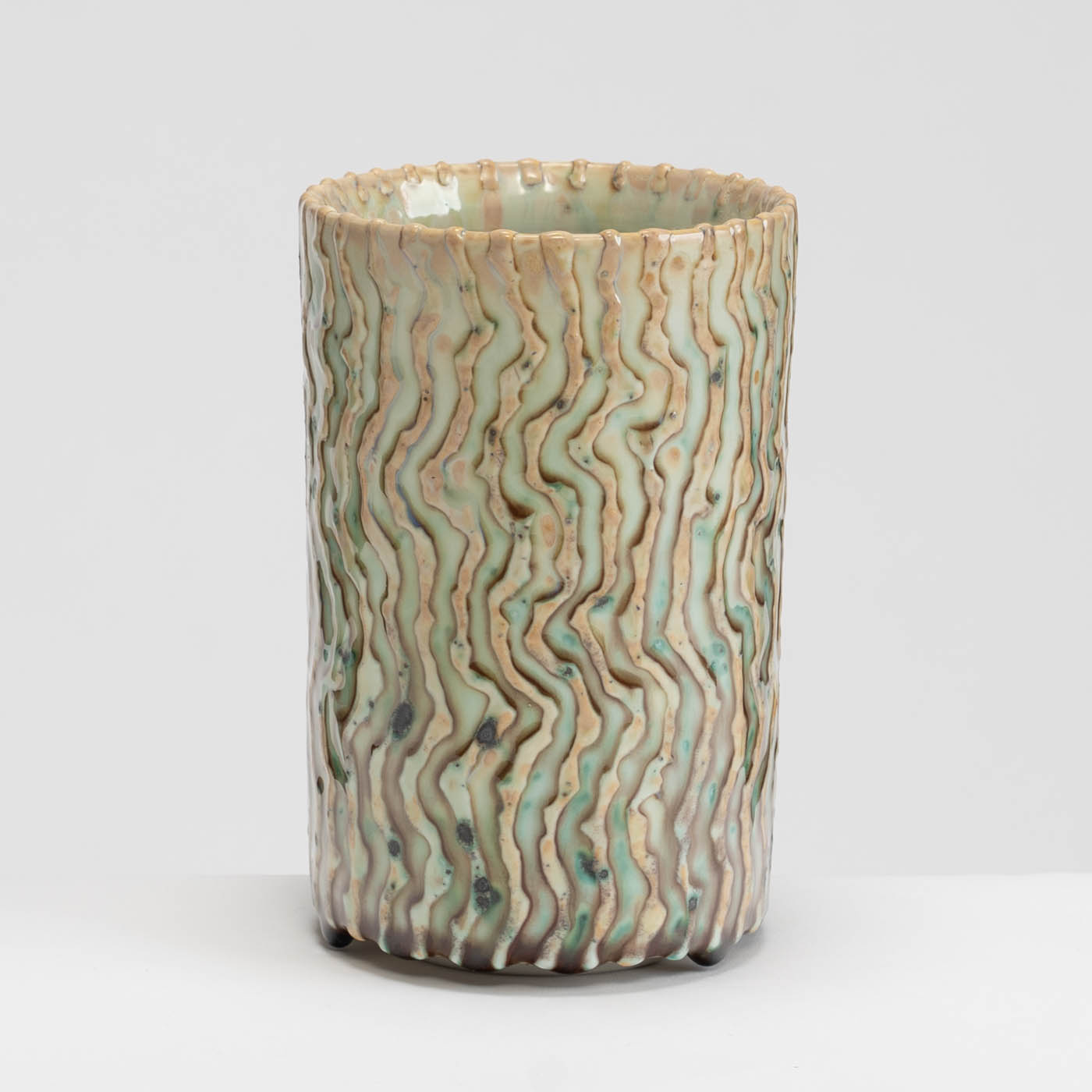 PB161X719 Small Porcelain Cylinder Vessel