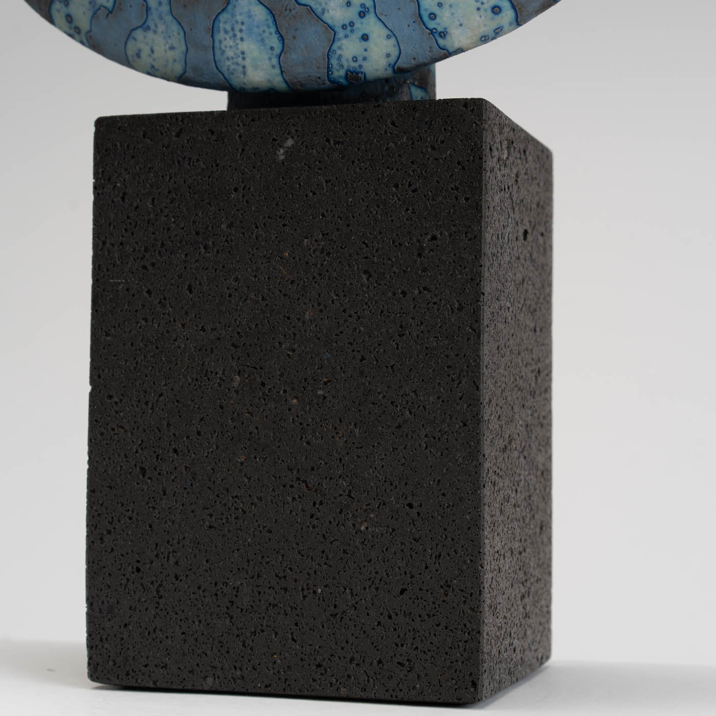 PB161X705 Dark Blue Shell Form