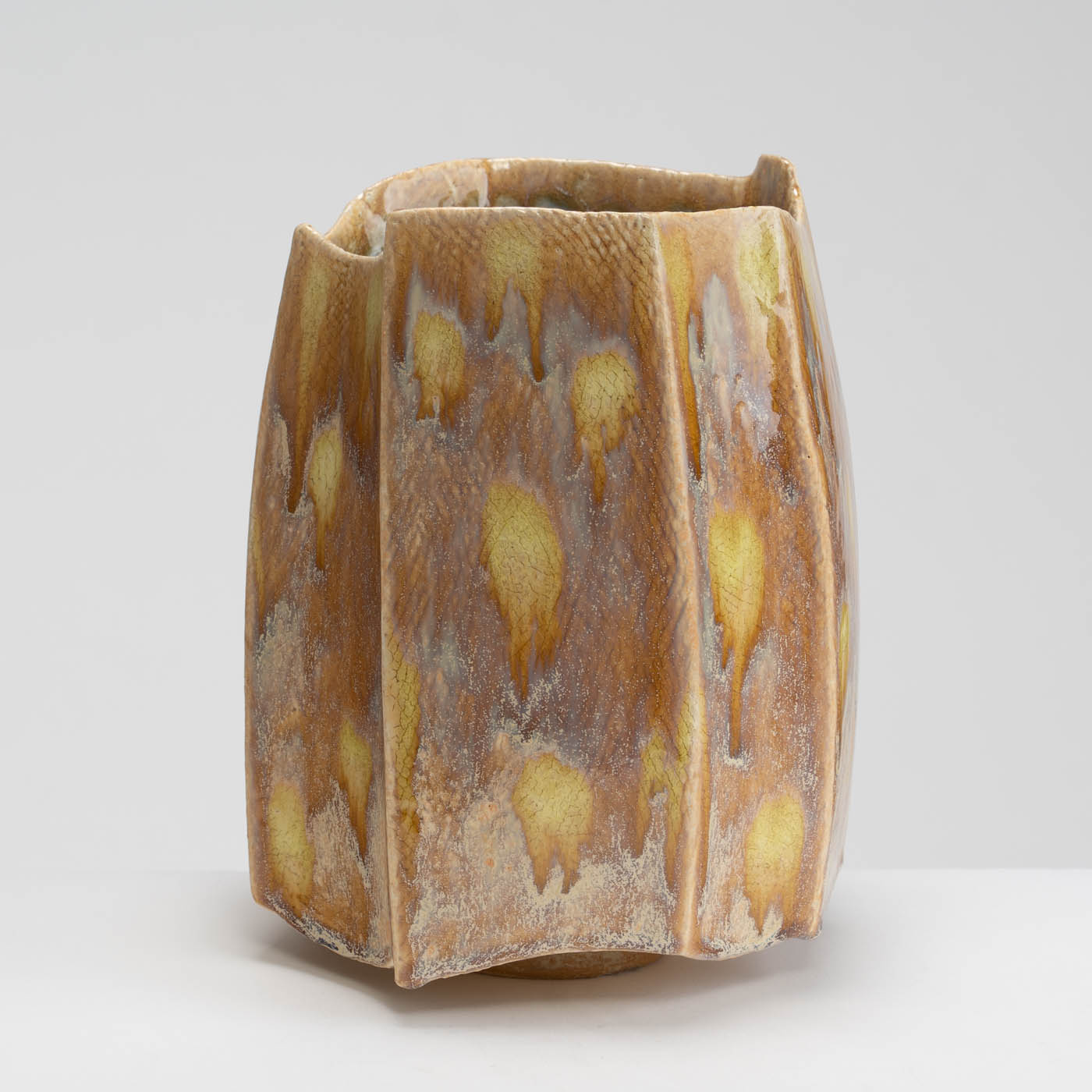PB161X724 Yellow/Brown Faceted Vessel