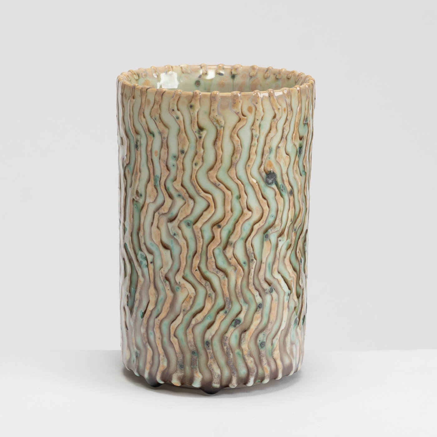 PB161X719 Small Porcelain Cylinder Vessel