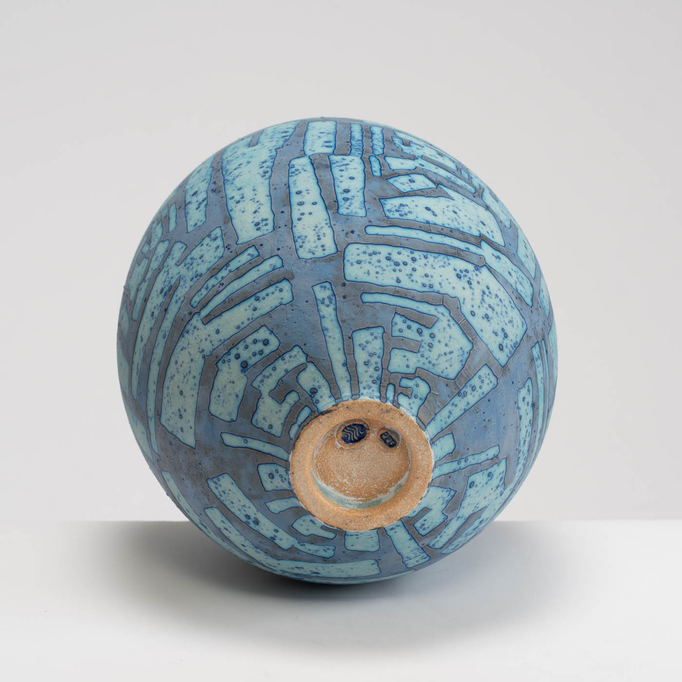 PB161X688 Dark Blue Open Vessel