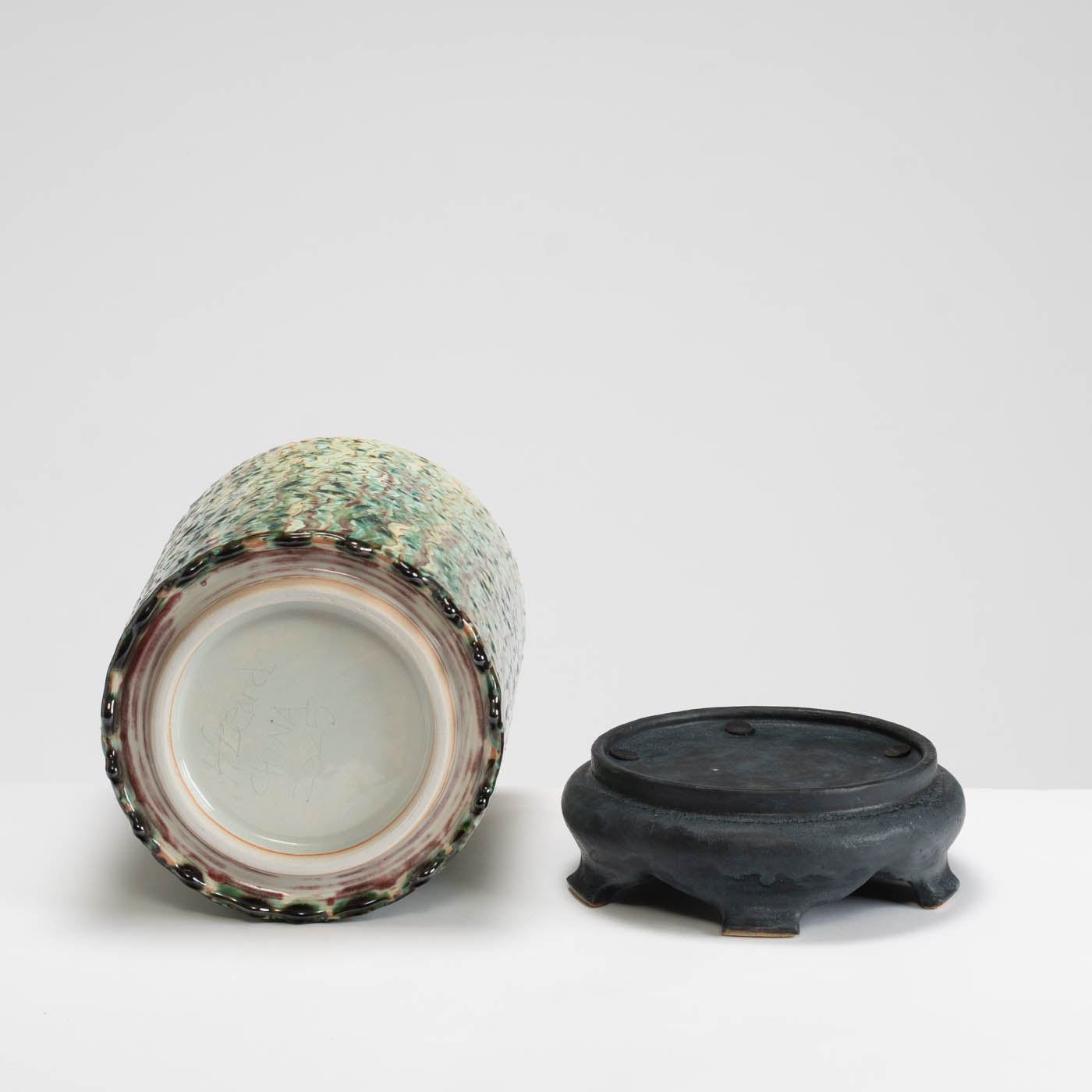 PB161X713 Porcelain Cylinder Vessel