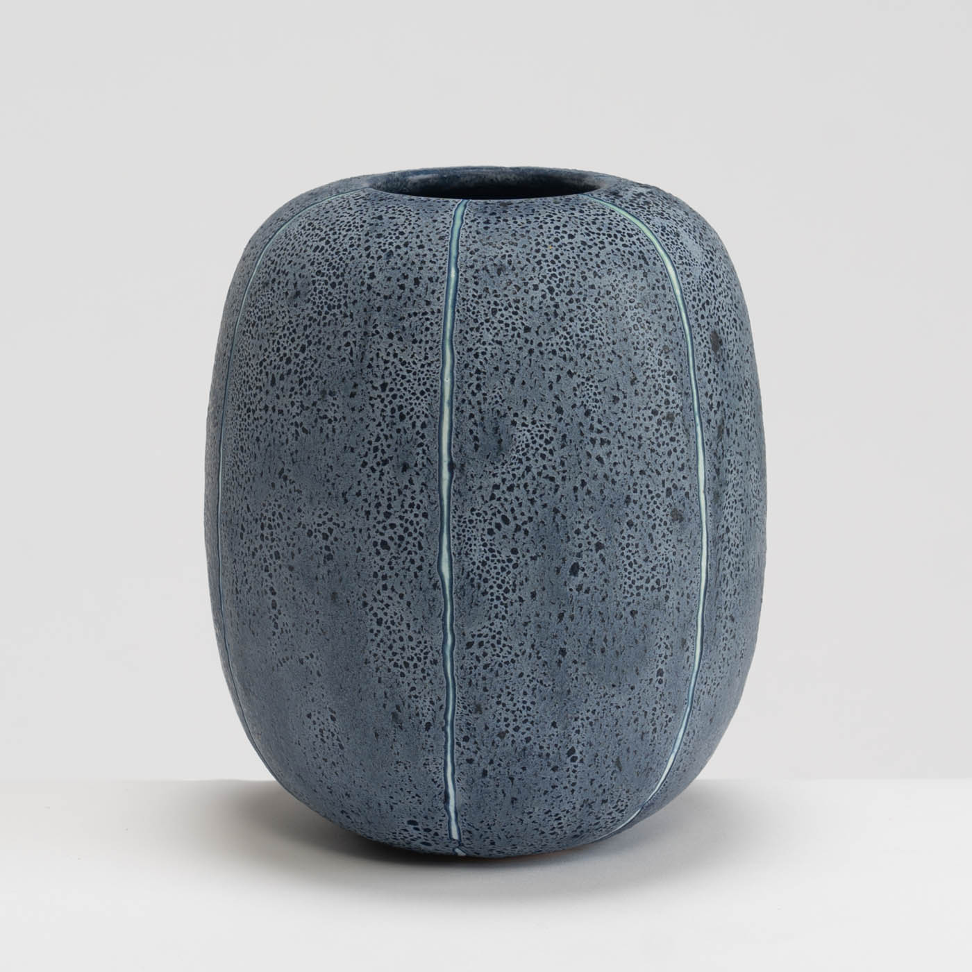 PB161X693 Dark Blue Vessel