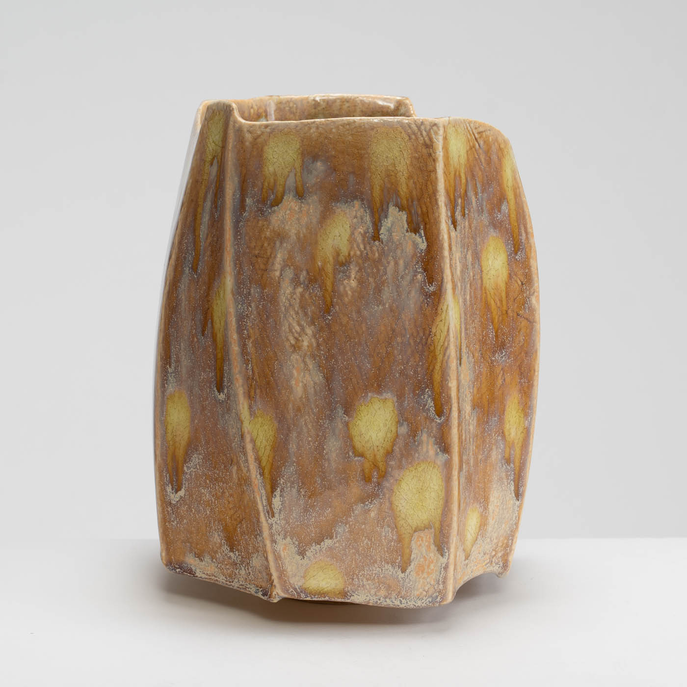 PB161X724 Yellow/Brown Faceted Vessel