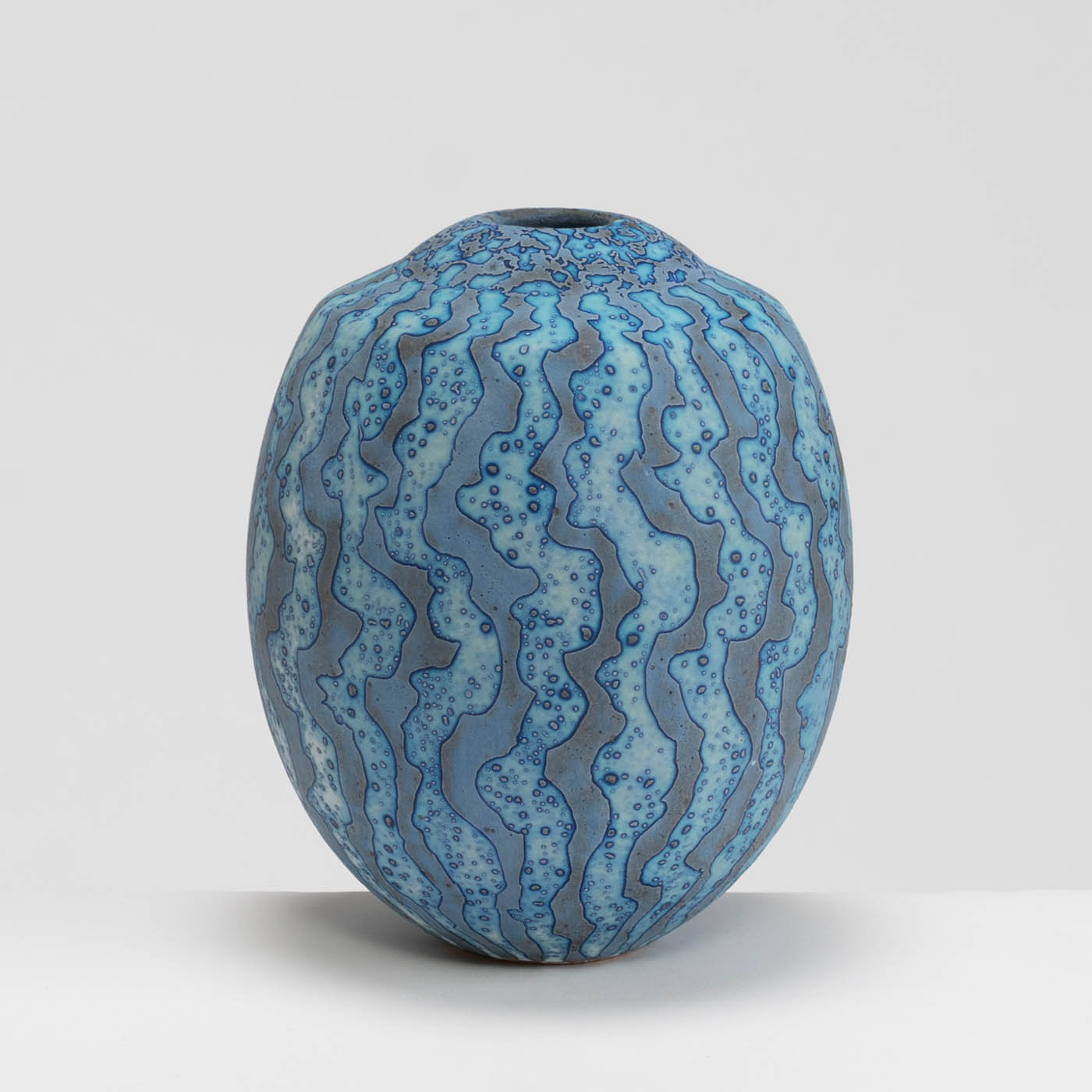 PB161X689 Dark Blue Vessel