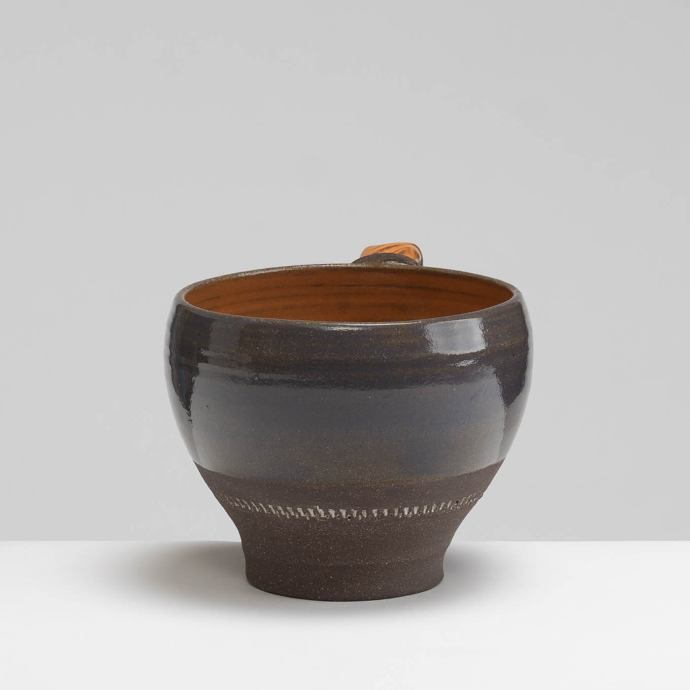 LMS469Y100 Large Dark Mug