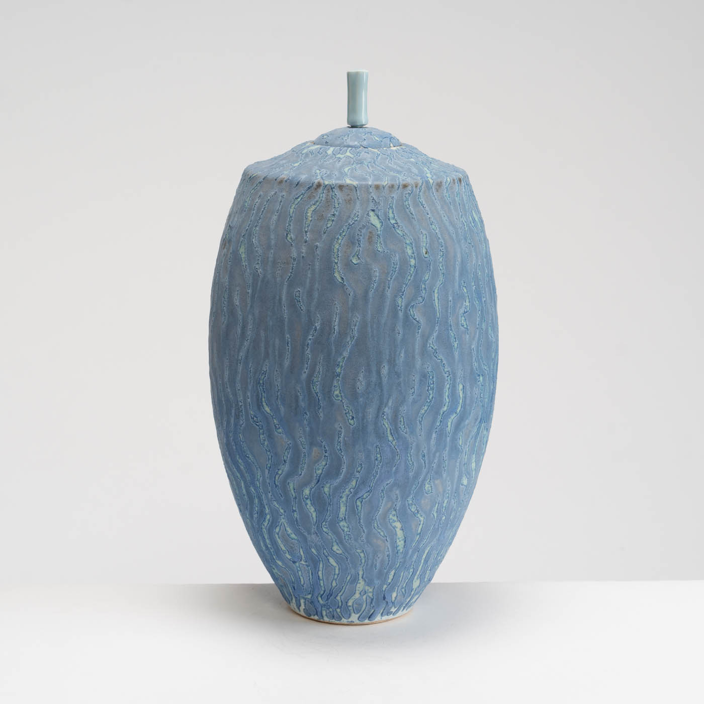PB161X728 Pale Blue Lidded Vessel