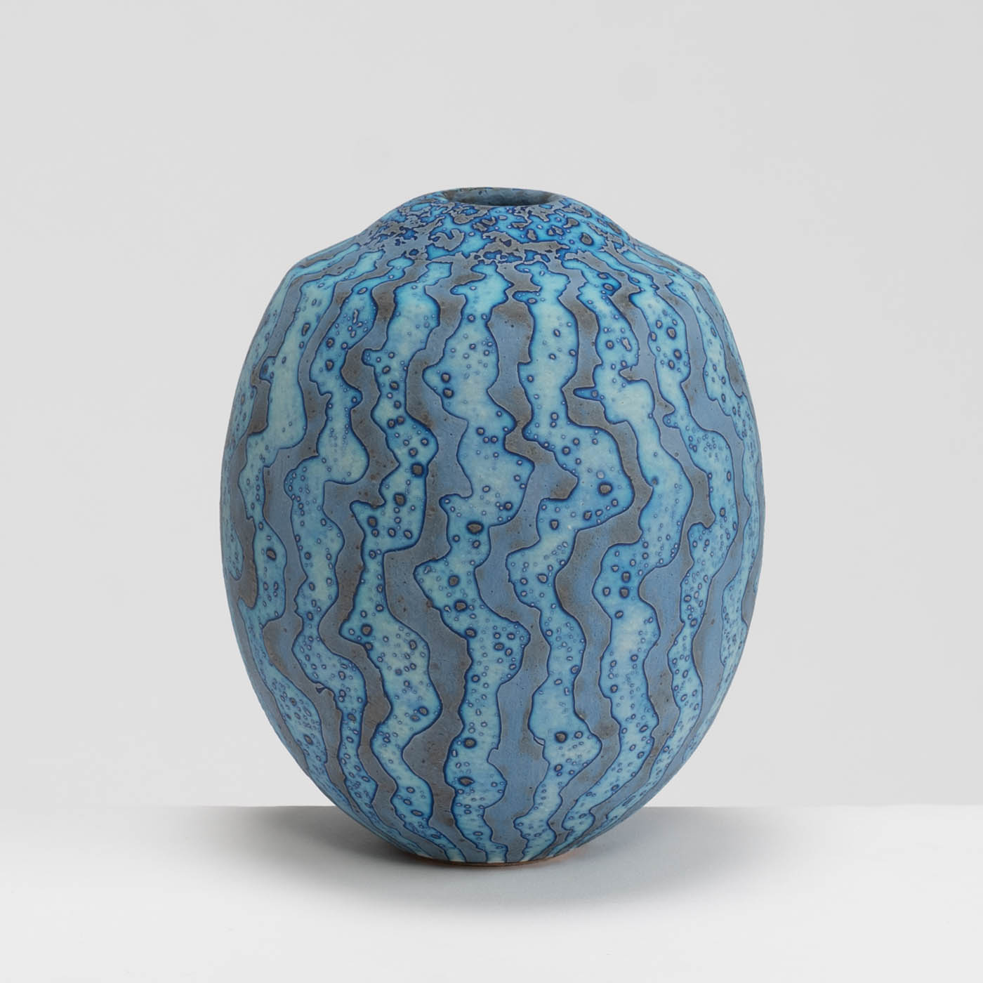 PB161X689 Dark Blue Vessel