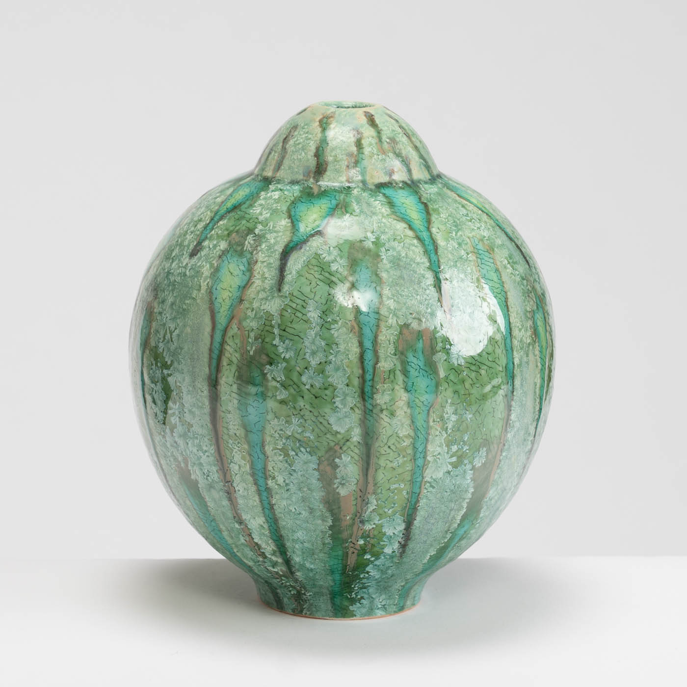 PB161X686 Green Vessel with Crystals