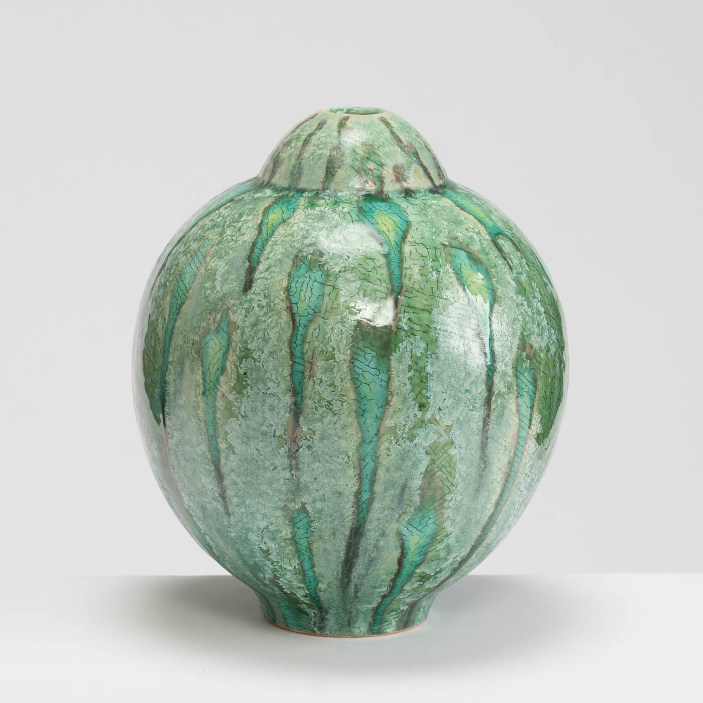 PB161X686 Green Vessel with Crystals