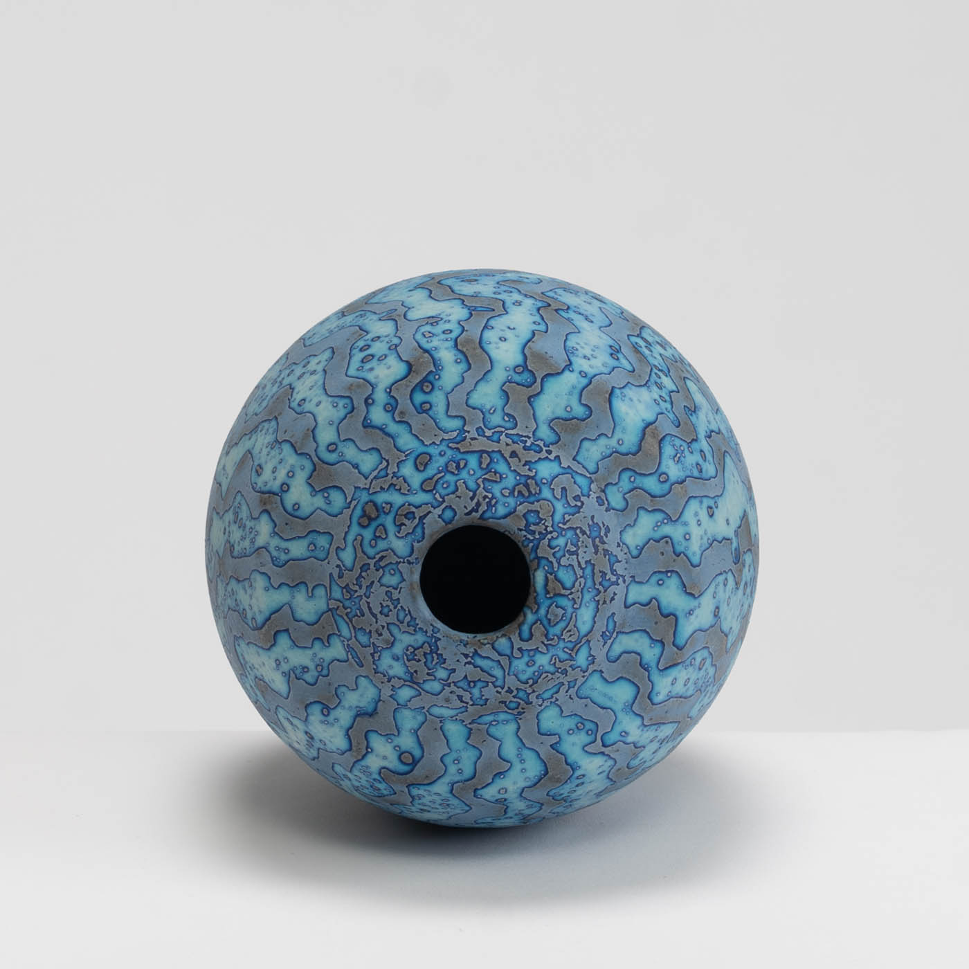 PB161X689 Dark Blue Vessel