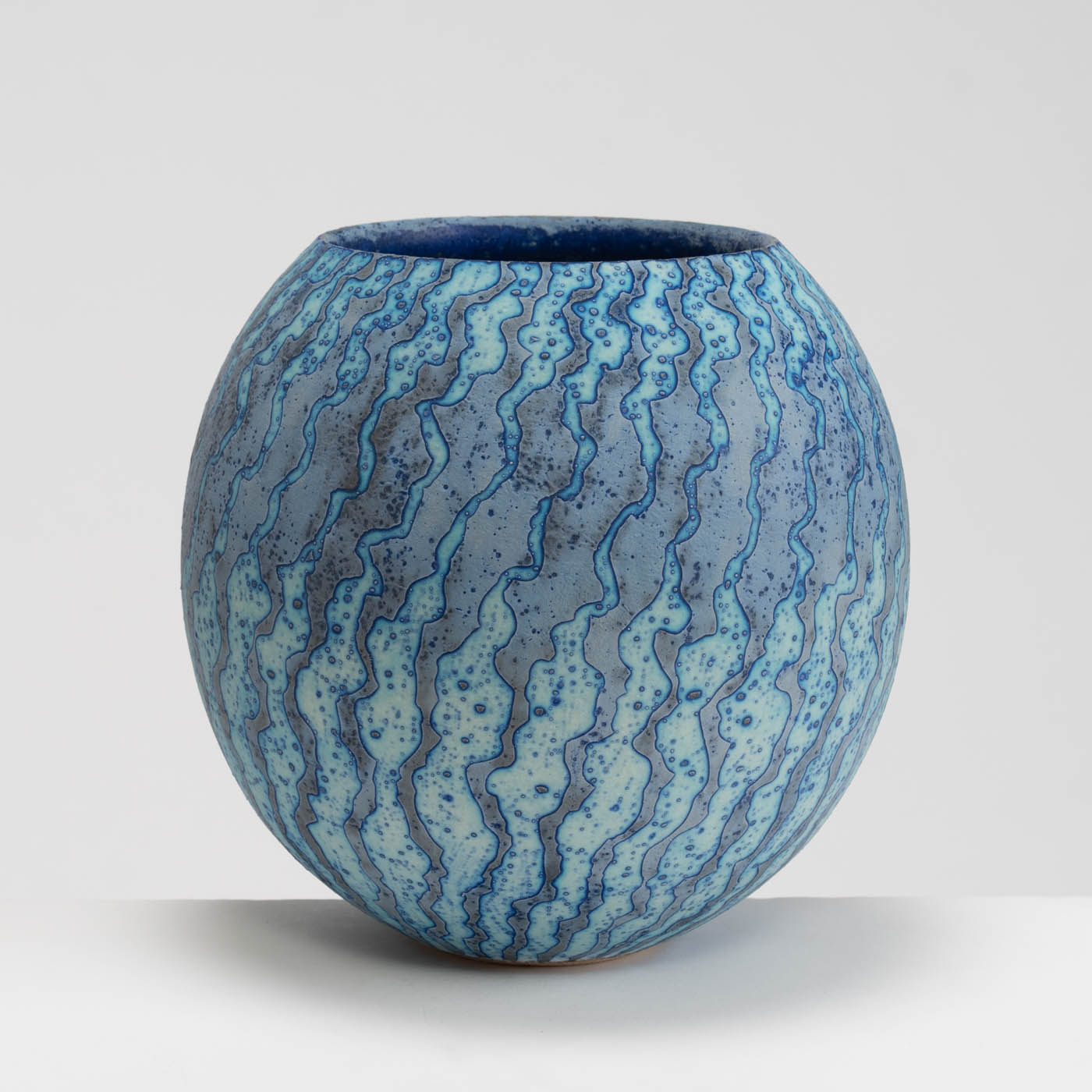 PB161X683 Dark Blue Open Vessel