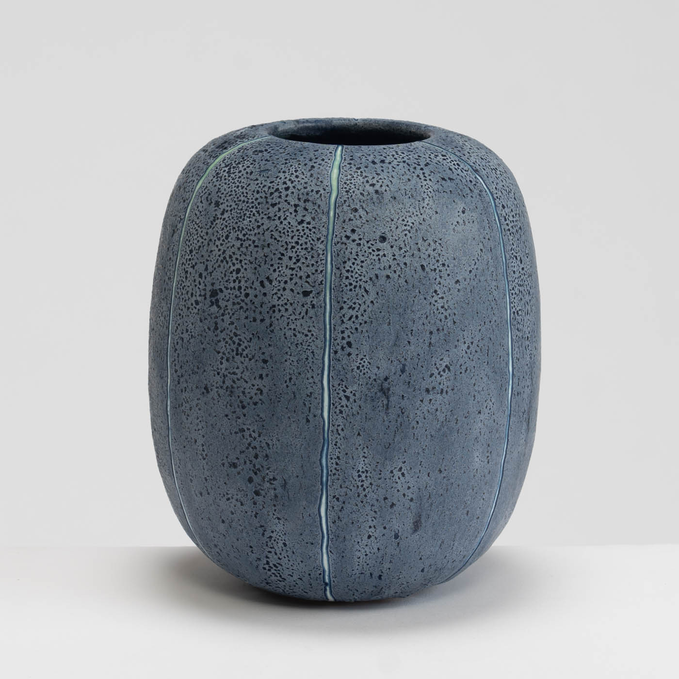 PB161X693 Dark Blue Vessel