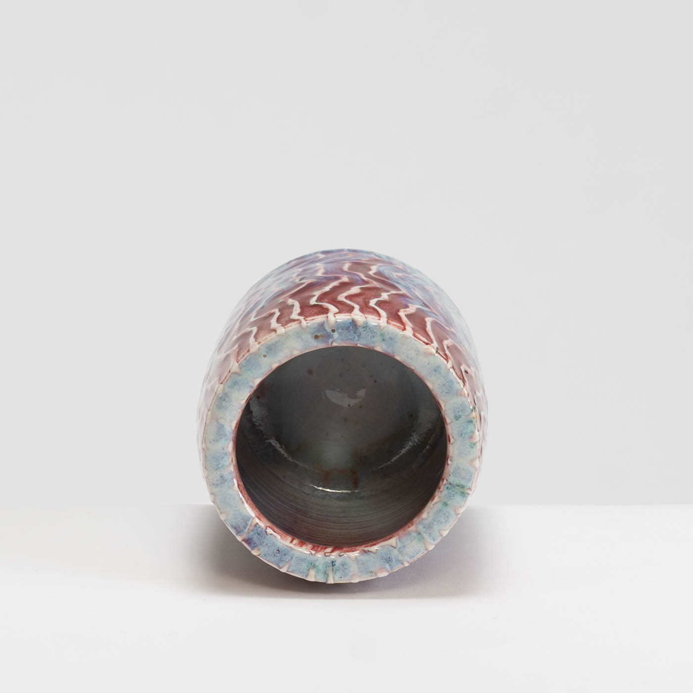 PB161X682 Small Porcelain Vessel