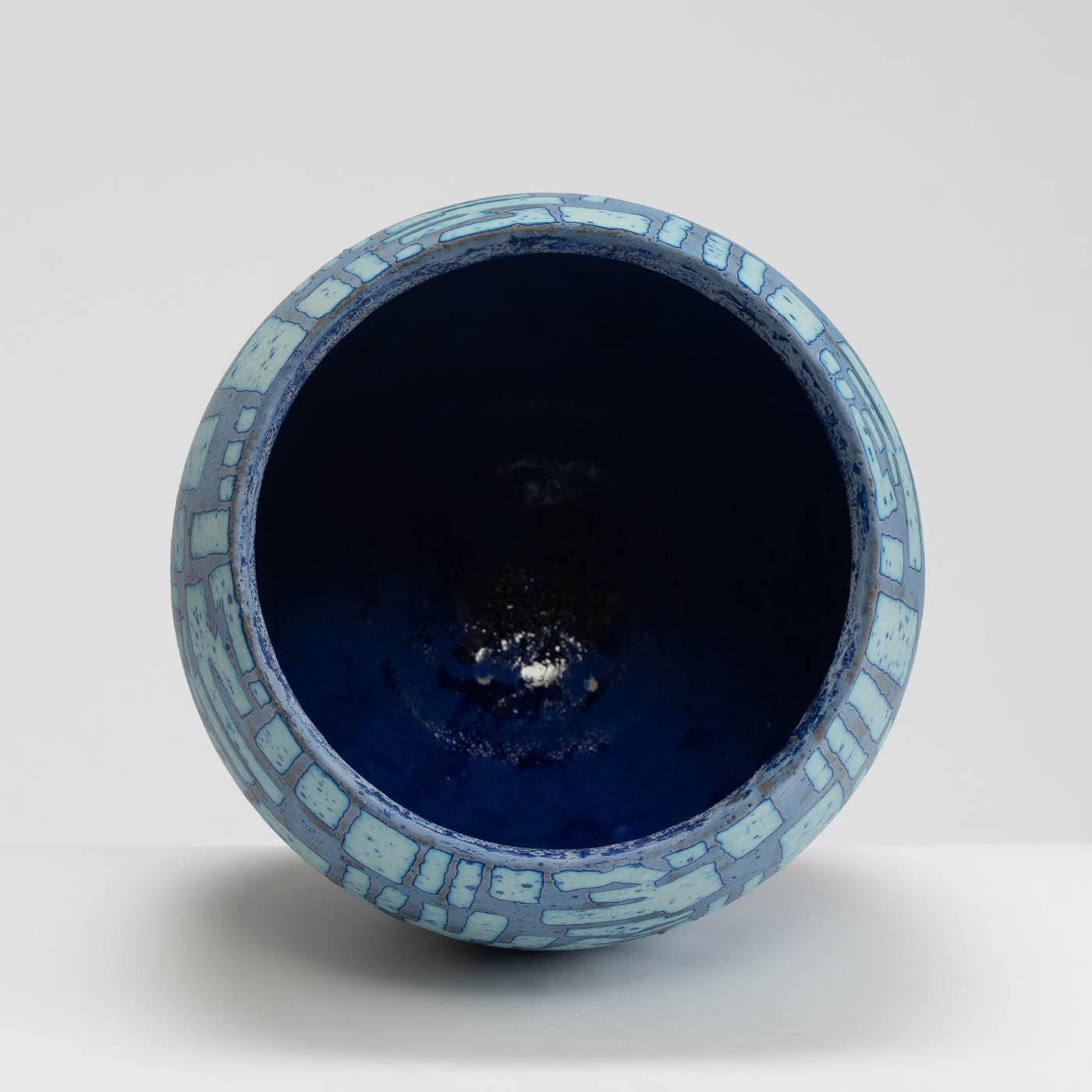 PB161X704 Dark Blue Open Vessel