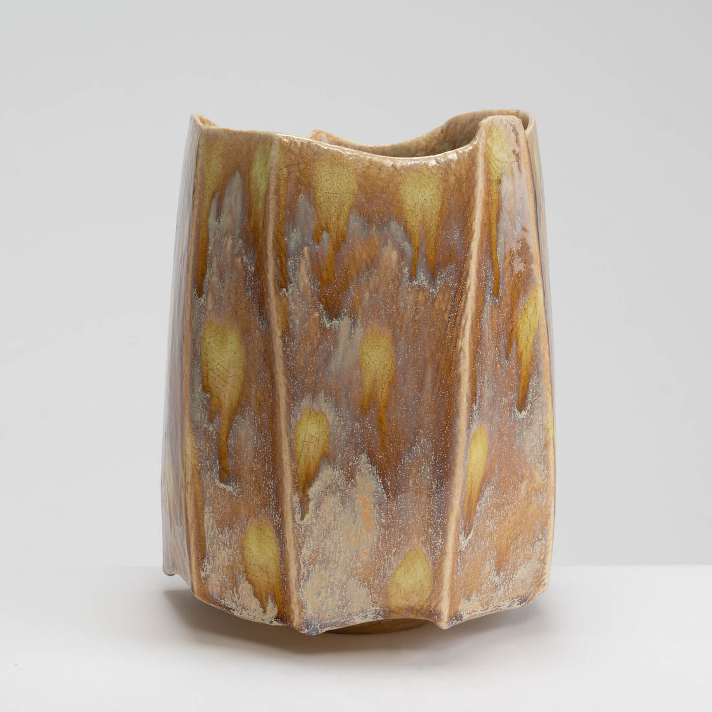 PB161X724 Yellow/Brown Faceted Vessel