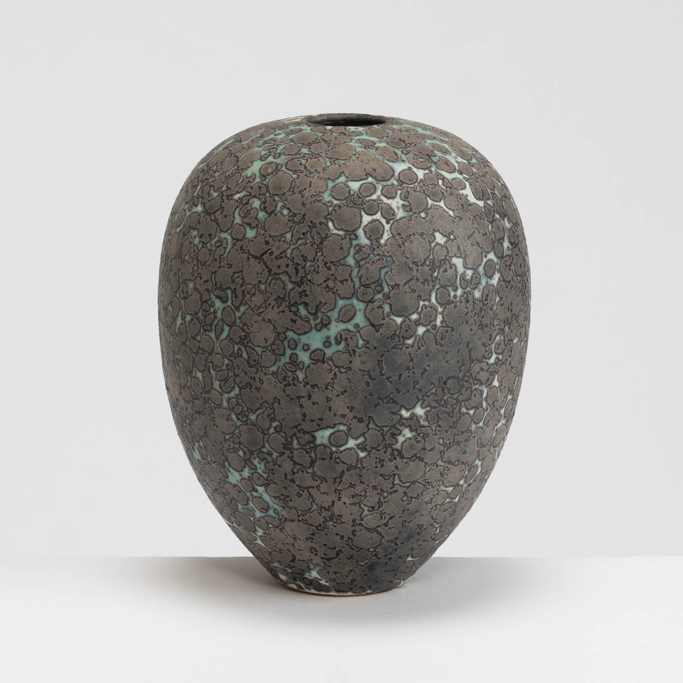 PB161X691 Dark Brown Vessel