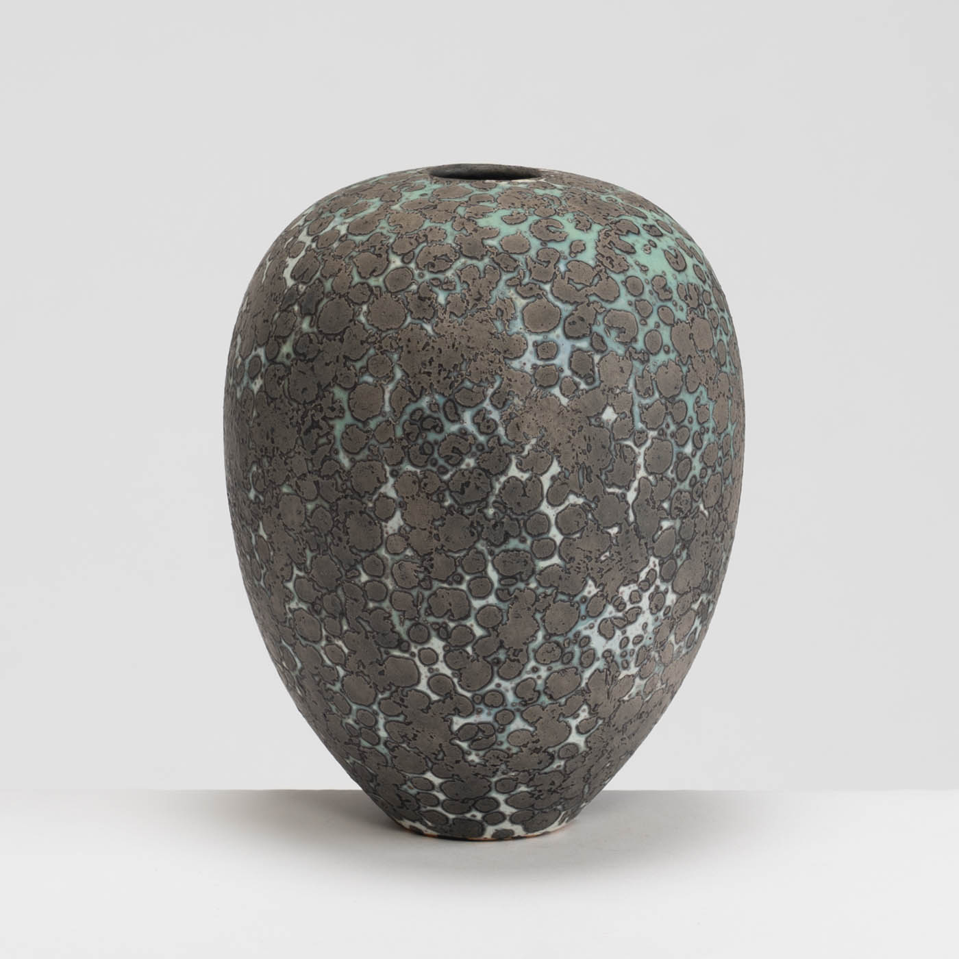 PB161X691 Dark Brown Vessel