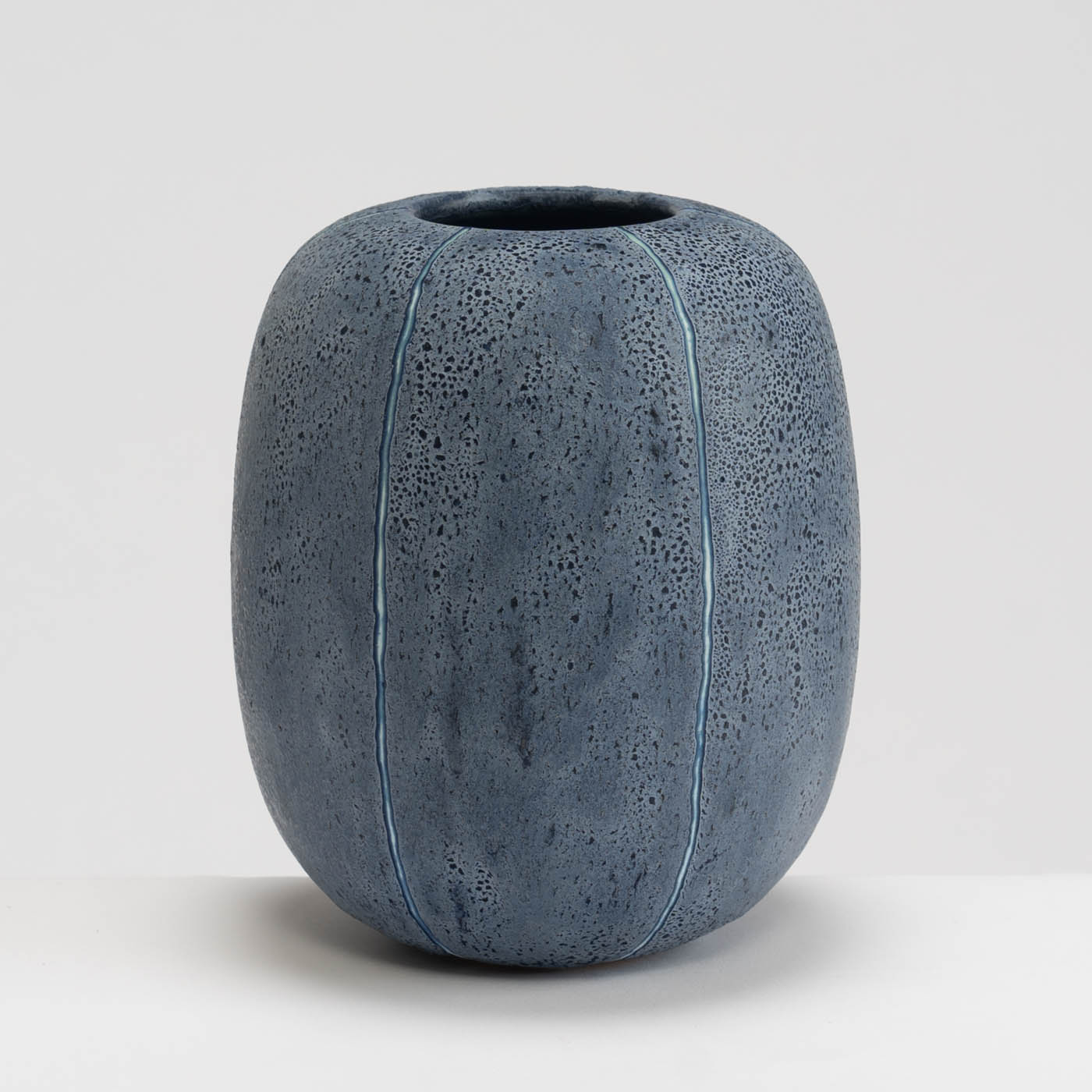 PB161X693 Dark Blue Vessel