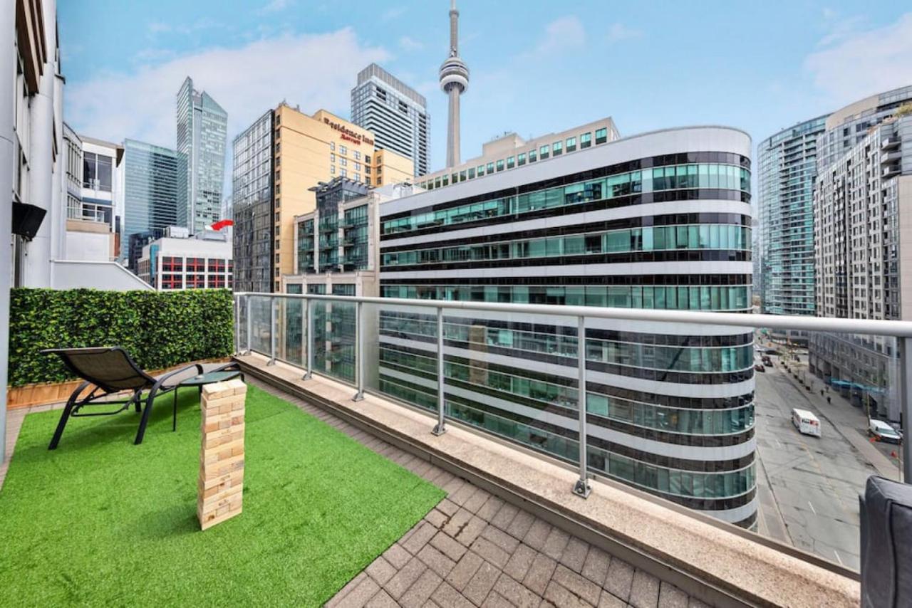 2BR with Parking Terrace and Stunning View of CN Tower