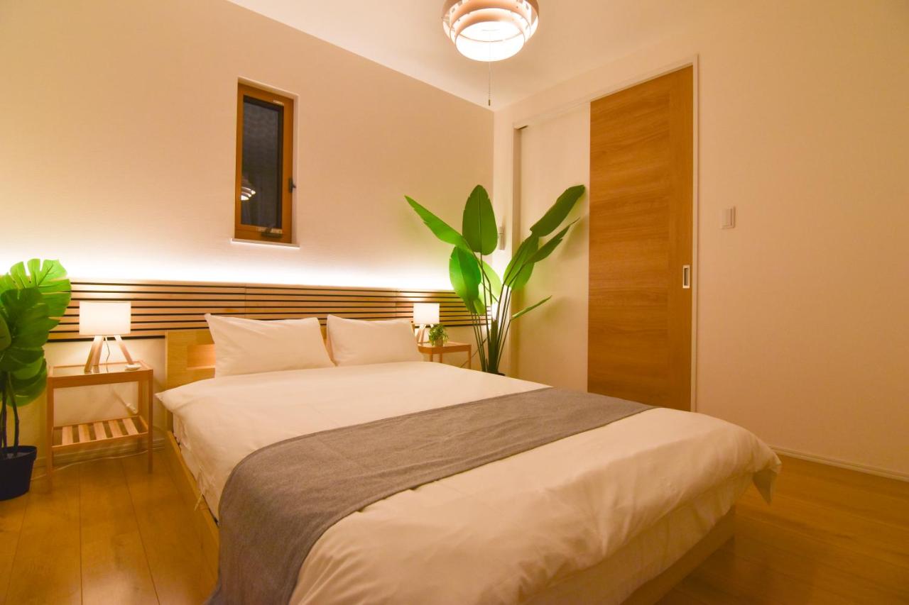 BELLA HOUSE 3minutes walk from the station FREE PARKING