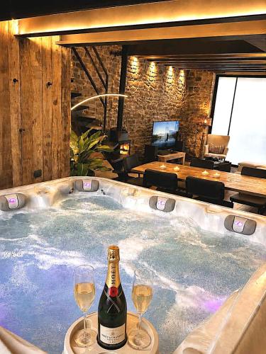 3 Waters Spa-Loft Lux privatif à Winnenne