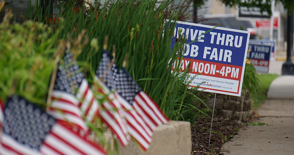 2020July DriveInJobFair 031.jpg