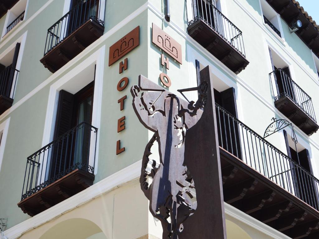 Image of  Encanto Tarazona 