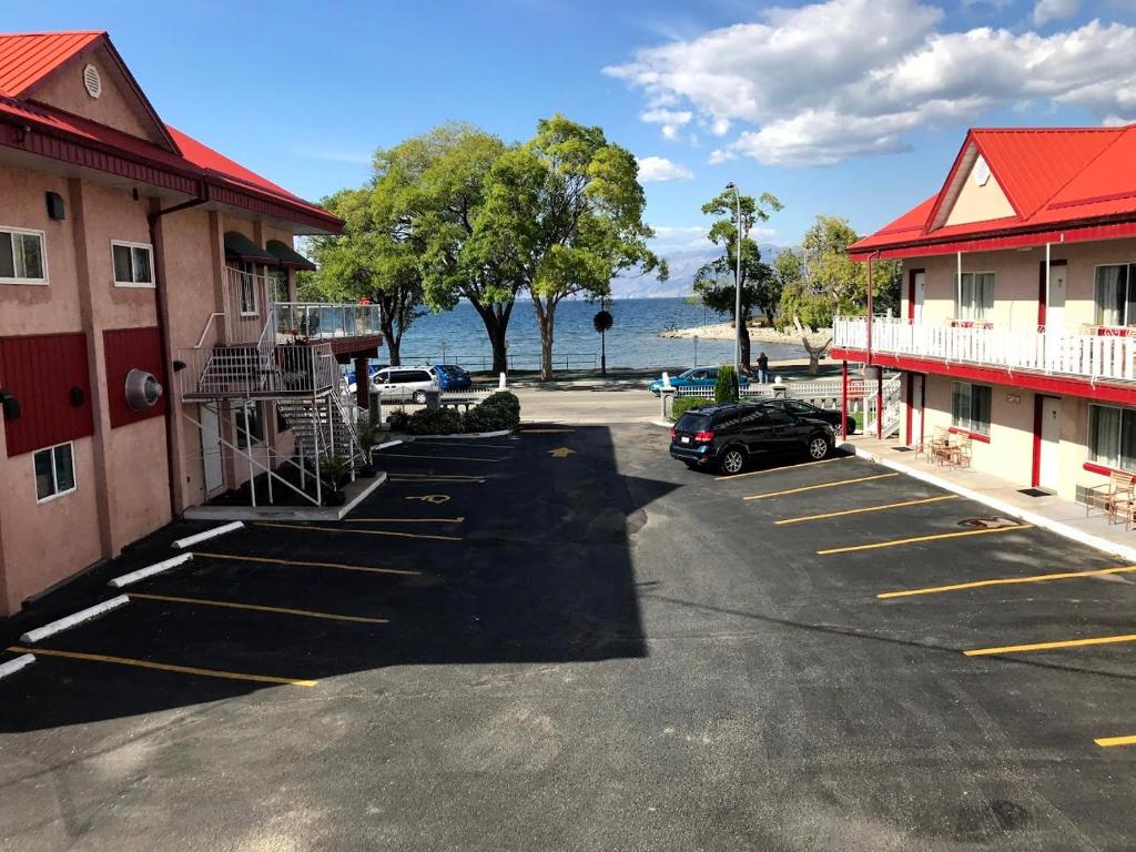 Image of  SlumberLodge Hotel 