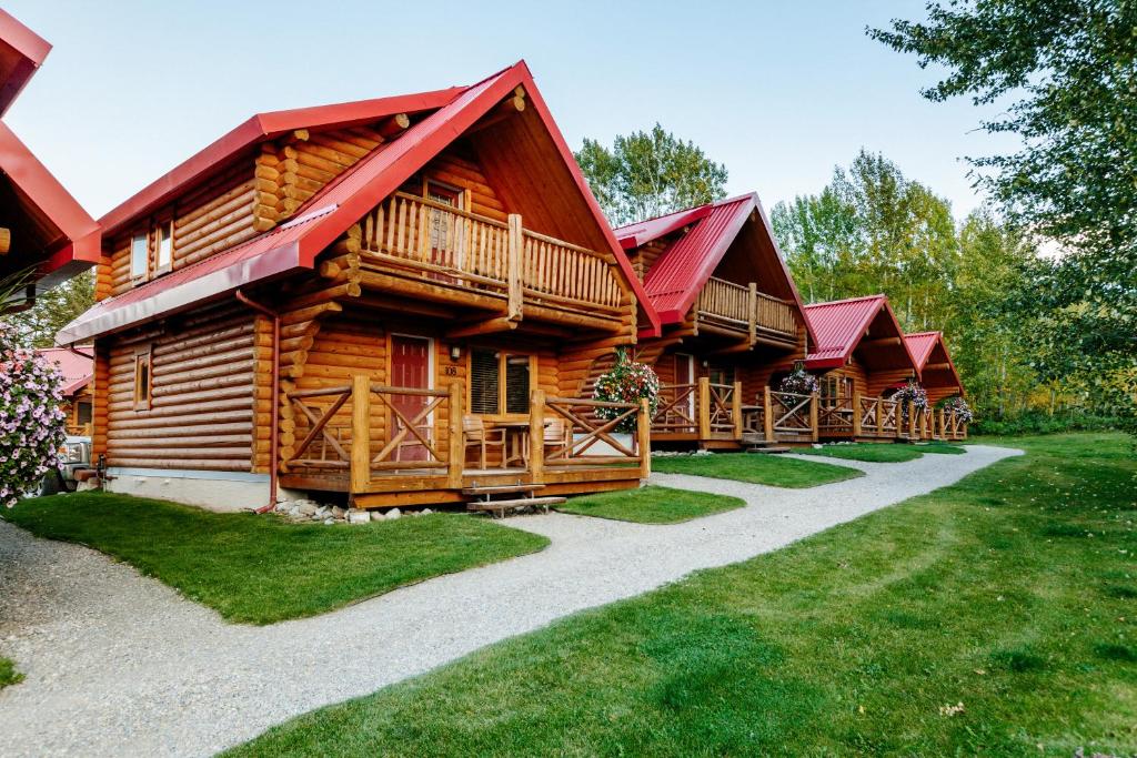 Image of  Miette Mountain Cabins 