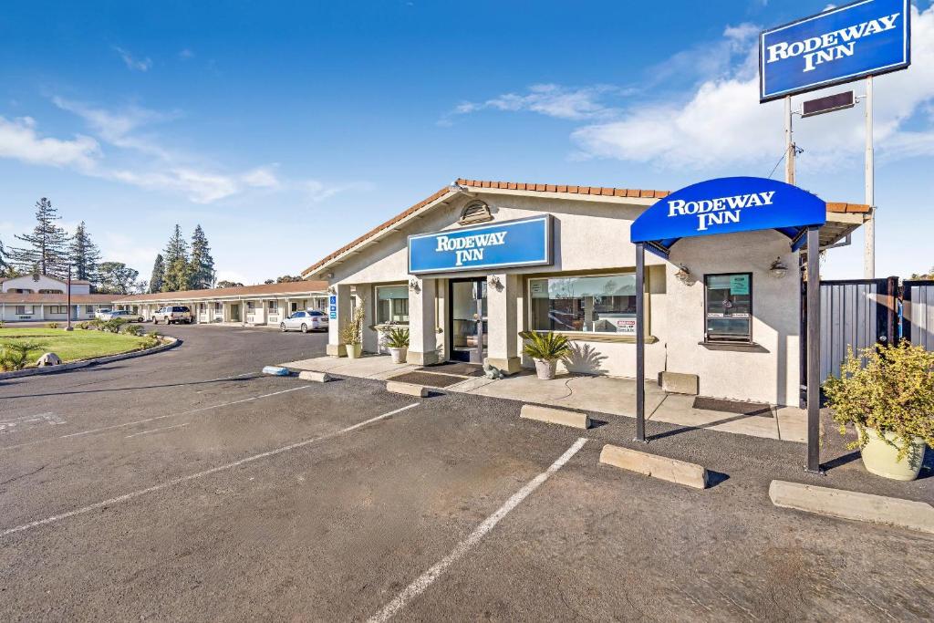 Image of  Rodeway Inn Stockton Highway 99 