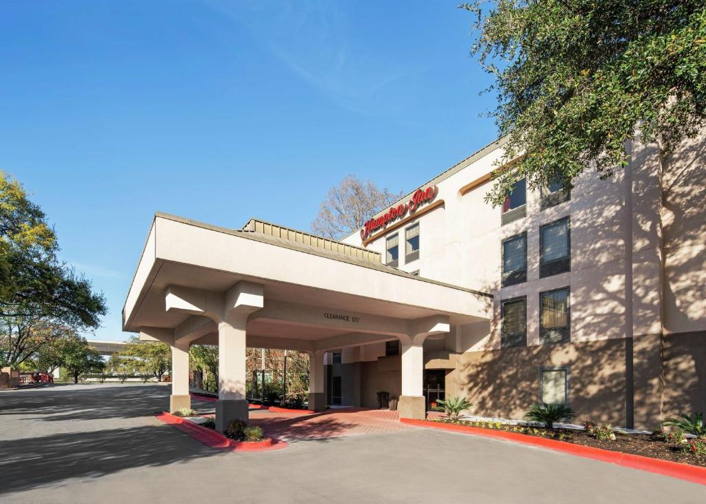 Image of  Hampton Inn Austin 