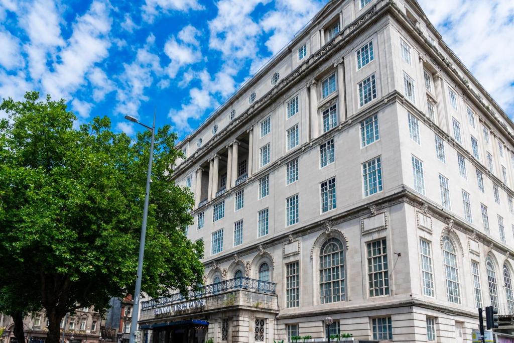 Image of  Adelphi Hotel 