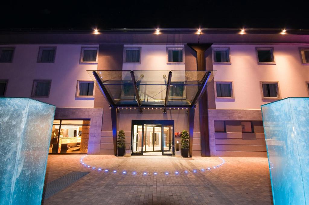 Image of Winter Garden Hotel Bergamo Airport