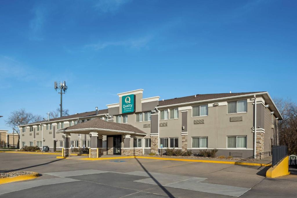 Image of  Quality Inn & Suites Des Moines Airport 