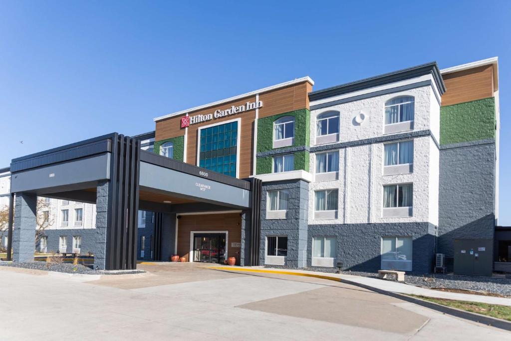 Image of  Hilton Garden Inn Des Moines Airport 