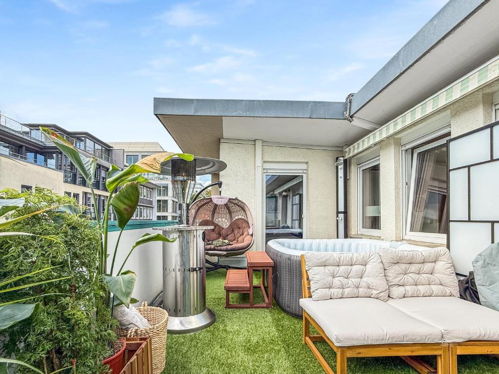 Image of  Rooftop Penthouse With Hot Tub 