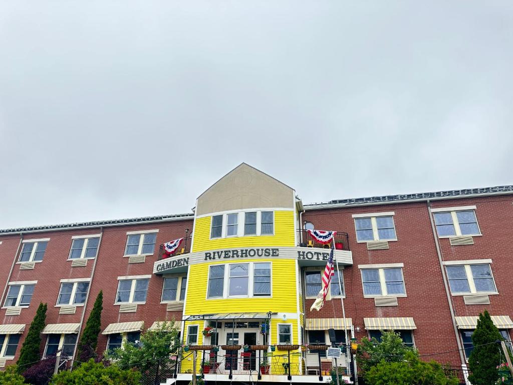 Image of Camden Riverhouse Hotel And Inn