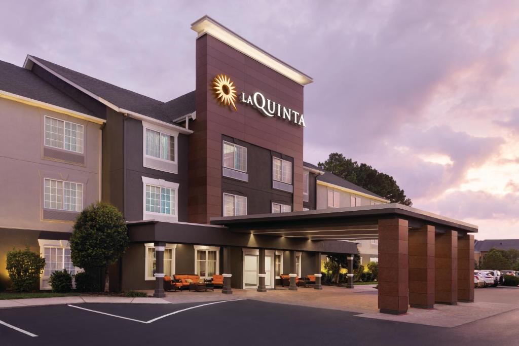 Image of La Quinta Inn & Suites By Wyndham Cookeville