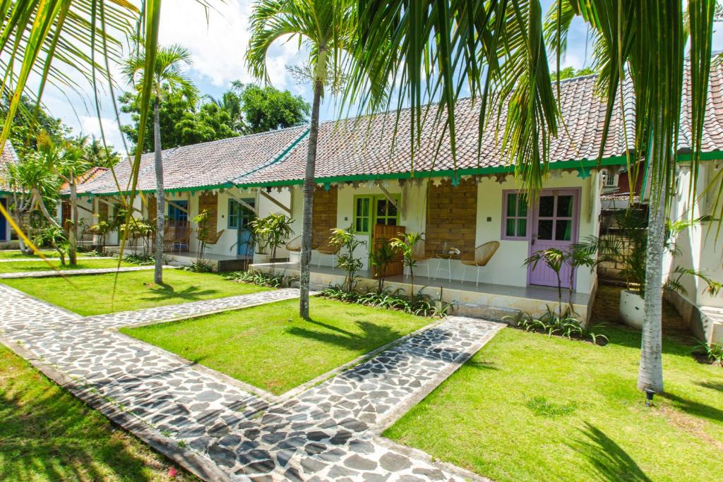 Image of La Roja Bungalows