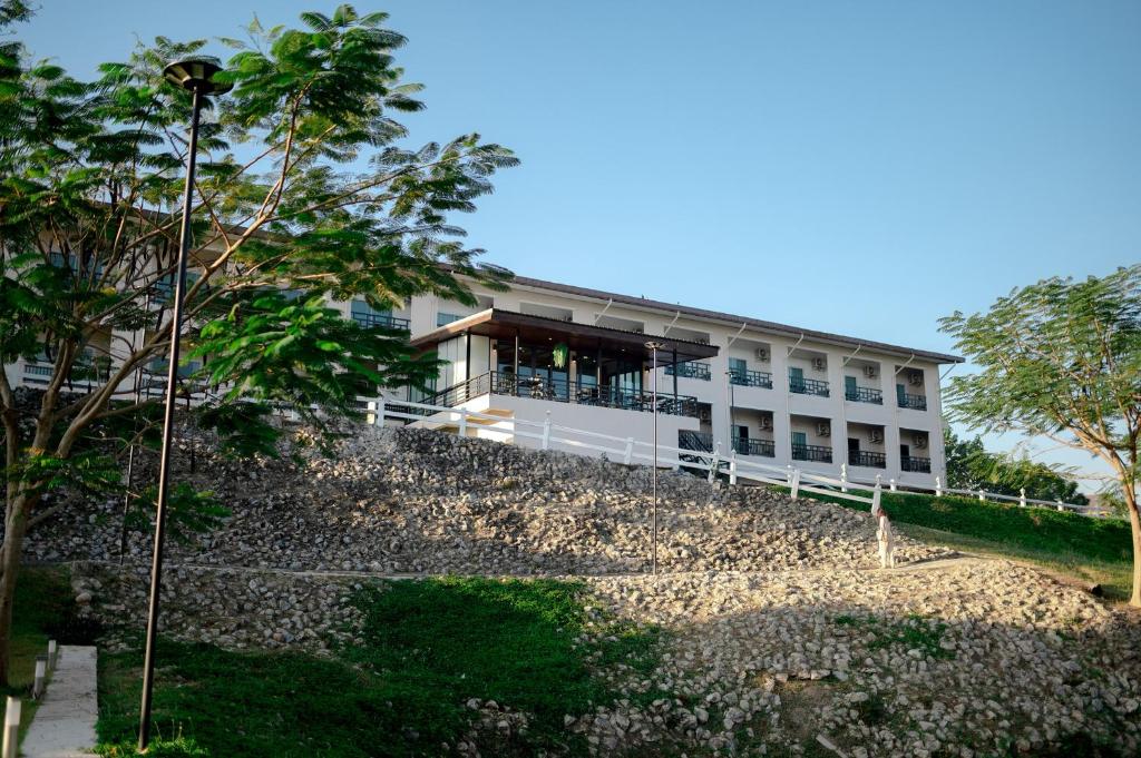 Image of Pruksa Thara Park & ​​Resort Hotel
