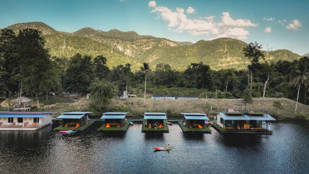 Image of Bed And Boat Ao Payoon Resort